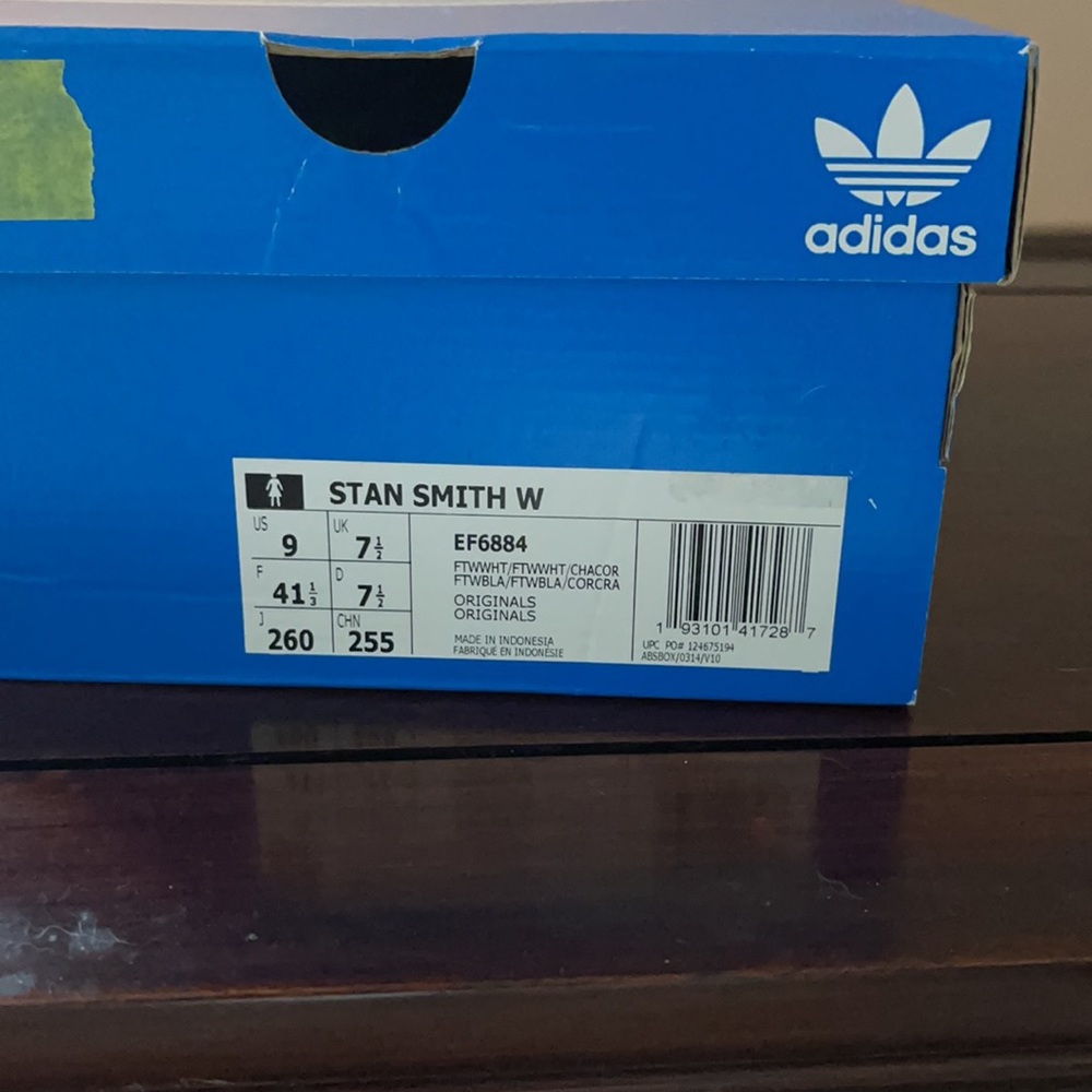 New in Box Pink Stan Smiths - Picture 3 of 5
